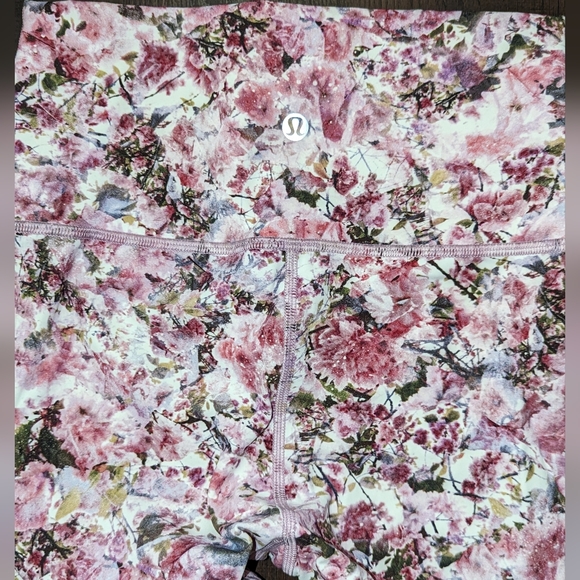 lululemon wunder under crop hi-rise full-on luxtreme 21" - Picture 5 of 7